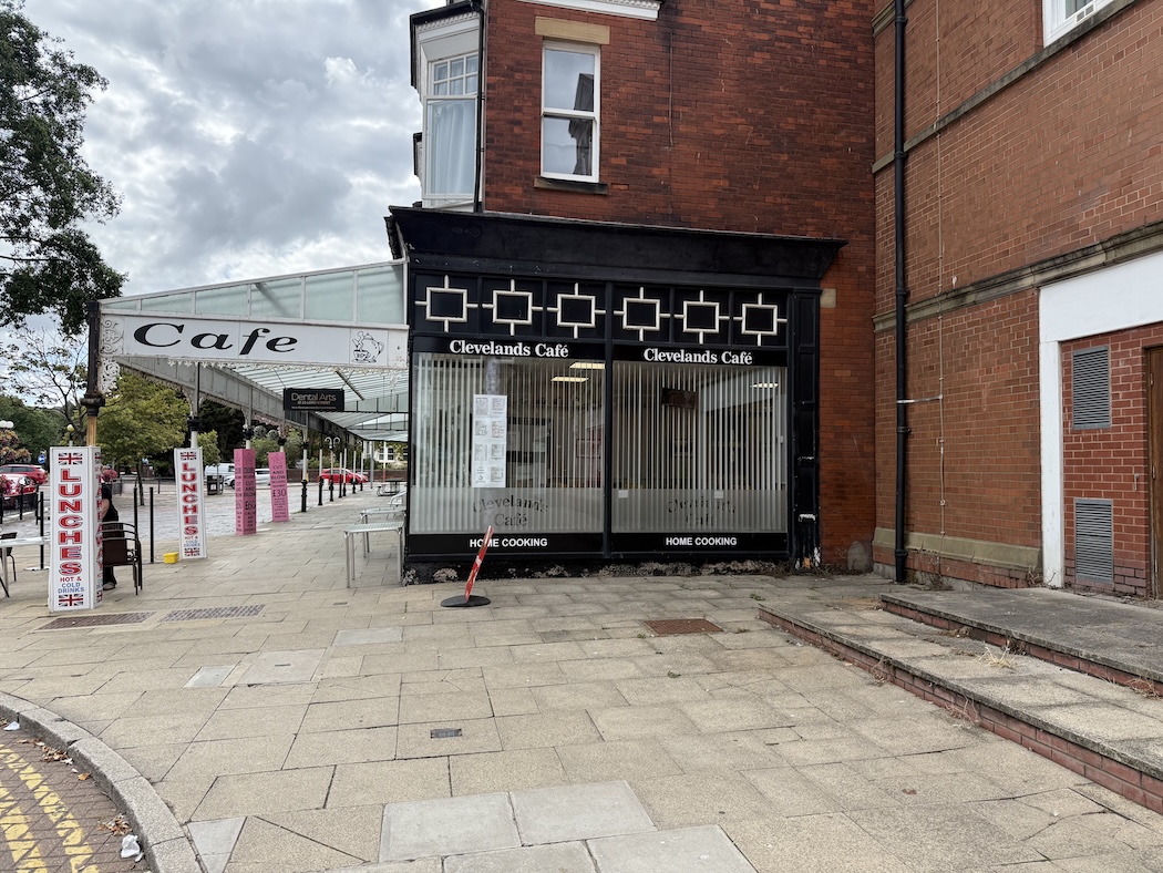 Clevelands Café